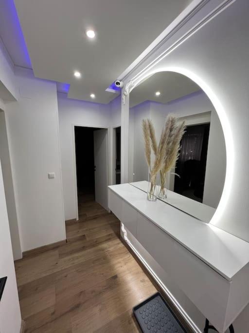 Traum Wohnung Mit Kingsize-Bett Graz Exterior photo